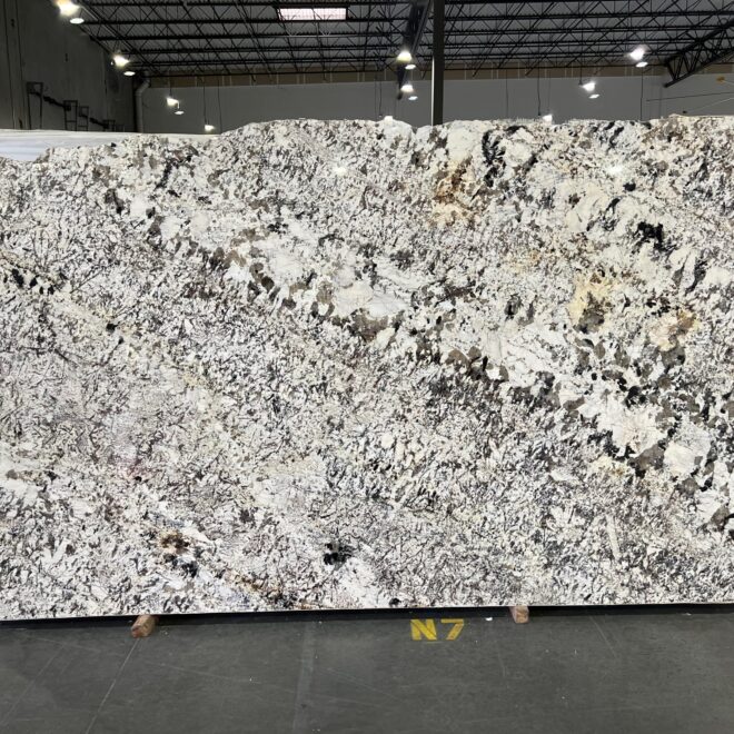 White Persia 135X73 -1789-23-