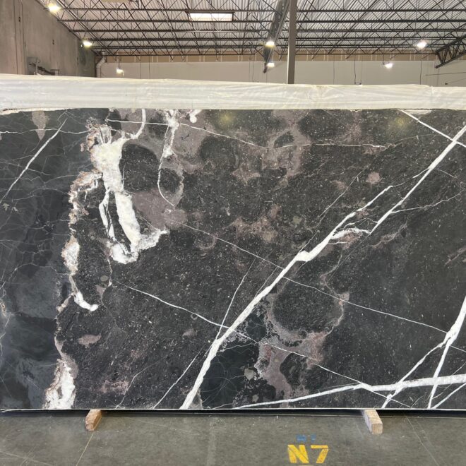 Enigma Dolomite123X701650-6